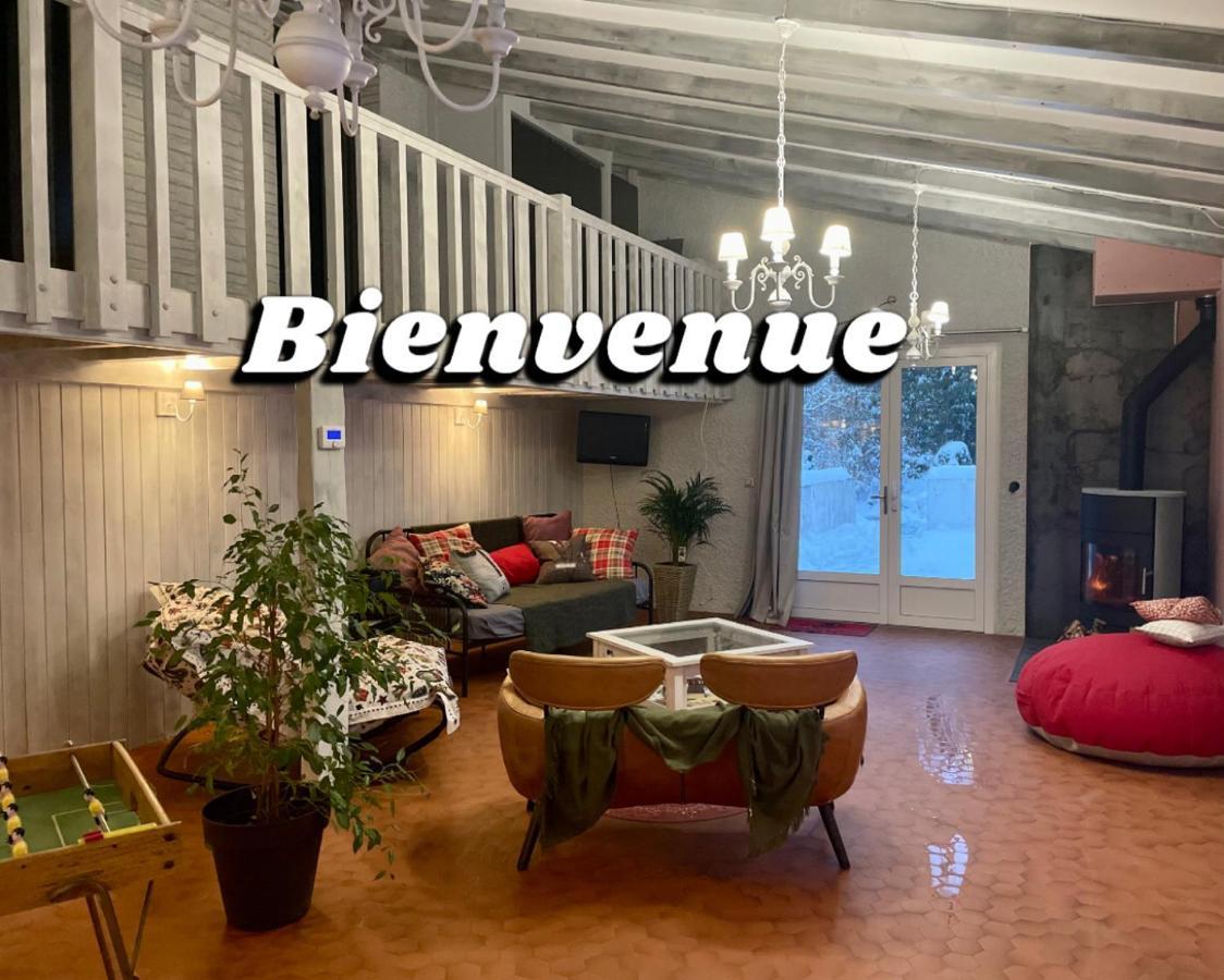 Au Vieux Logis 63 Bed and Breakfast Saint-Rémy-sur-Durolle Εξωτερικό φωτογραφία